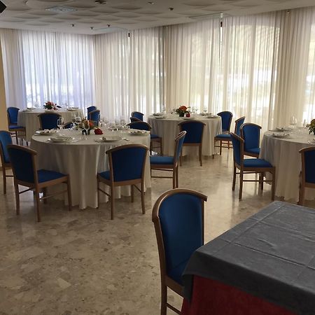 Hotel Terme Di San Vittore ジェンガ エクステリア 写真