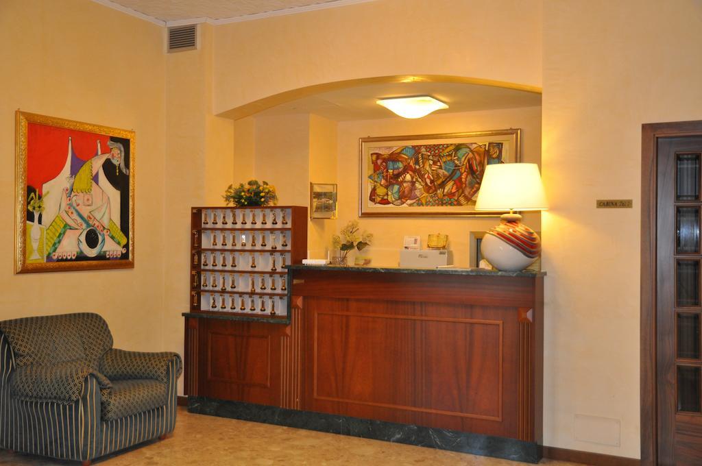 Hotel Terme Di San Vittore ジェンガ エクステリア 写真