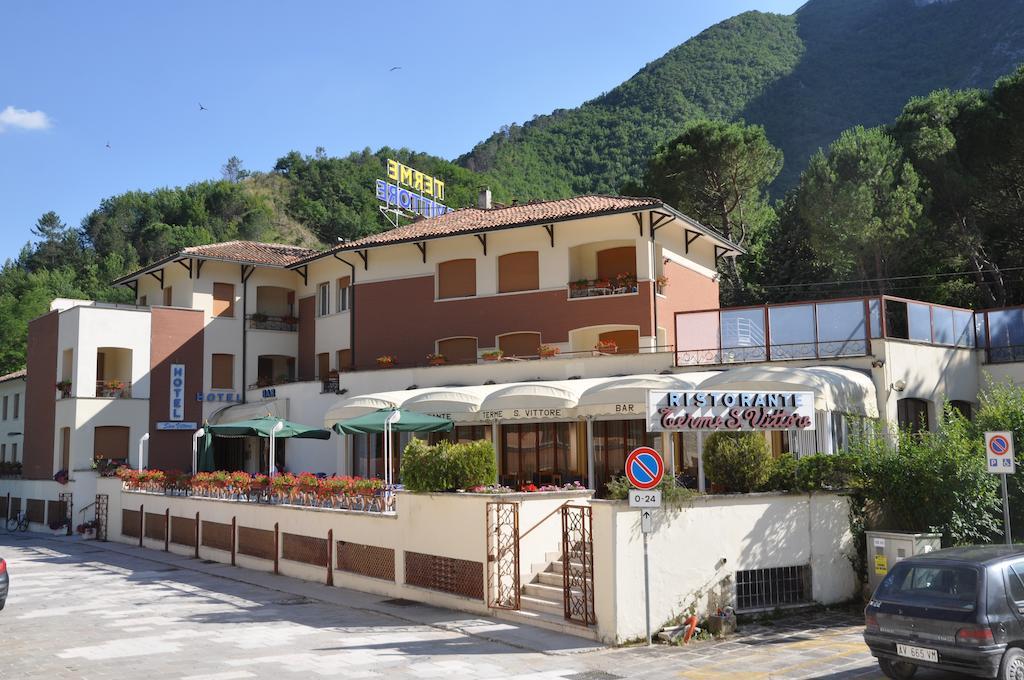 Hotel Terme Di San Vittore ジェンガ エクステリア 写真