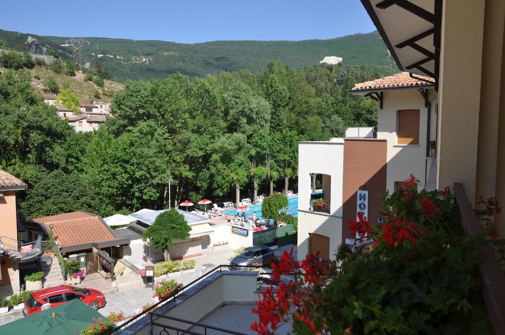 Hotel Terme Di San Vittore ジェンガ エクステリア 写真
