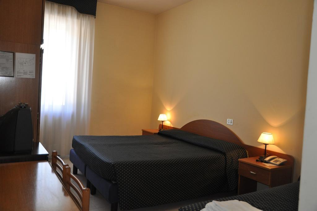 Hotel Terme Di San Vittore ジェンガ 部屋 写真