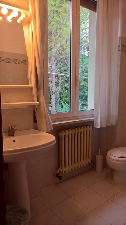 Hotel Terme Di San Vittore ジェンガ エクステリア 写真
